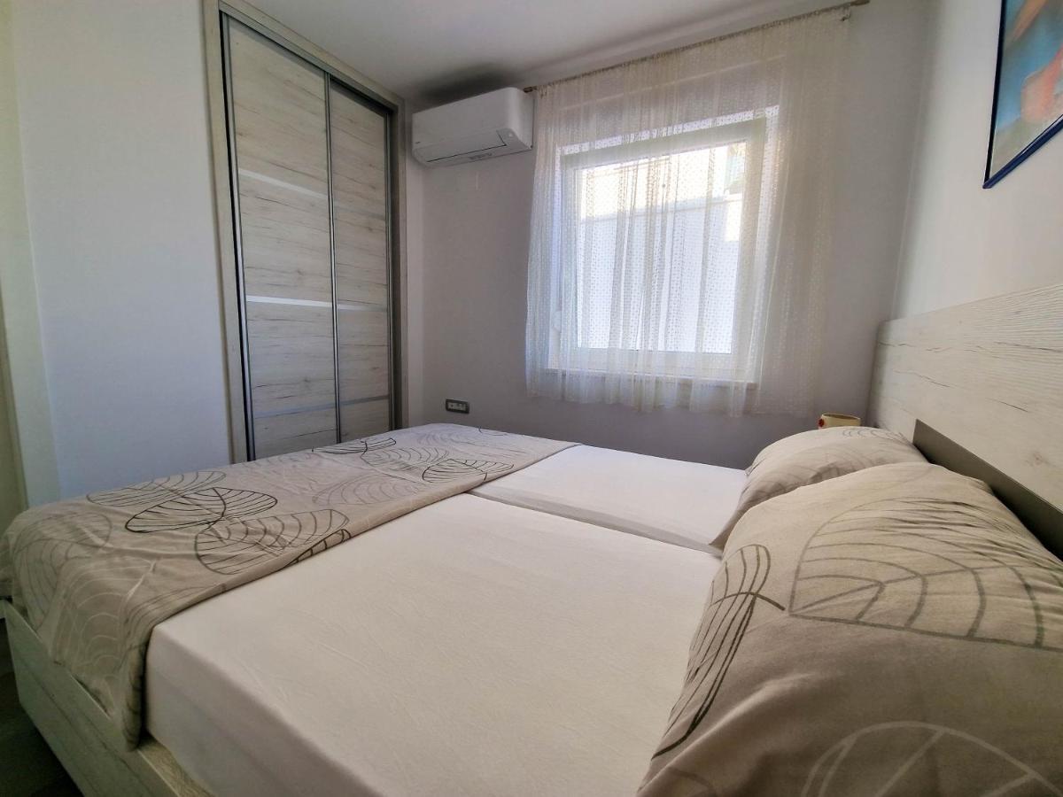 Villa Poseidon Novalja Kültér fotó